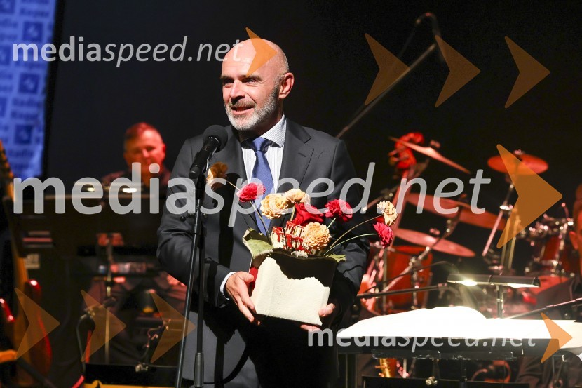  Janko Petrovec, odgovorni urednik, Radio KoperSlavnostni koncert ob 75-letnici Radia Koper s podelitvijo nagrade Franeta Milčinskega Ježka