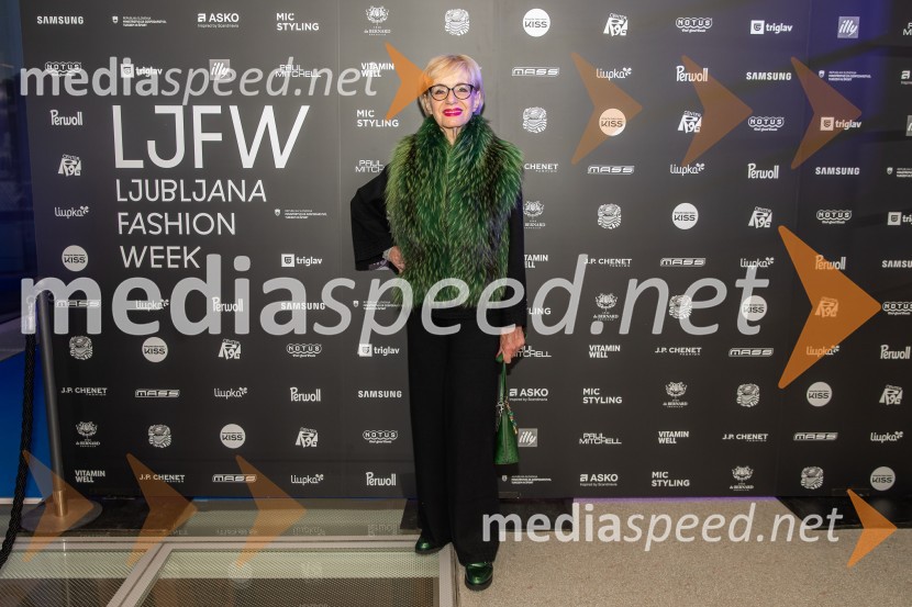  Metka  Premerl, slavistkaLjubljana Fashion Week 2024, modne revije, drugi dan