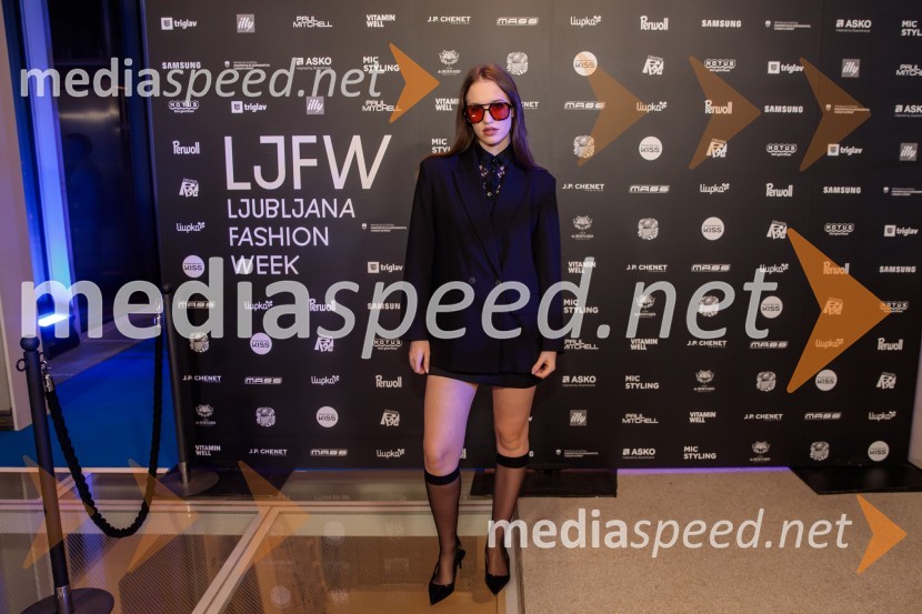  Neja  Krampl Mastnak, modna novinarka revije GraziaLjubljana Fashion Week 2024, modne revije, drugi dan