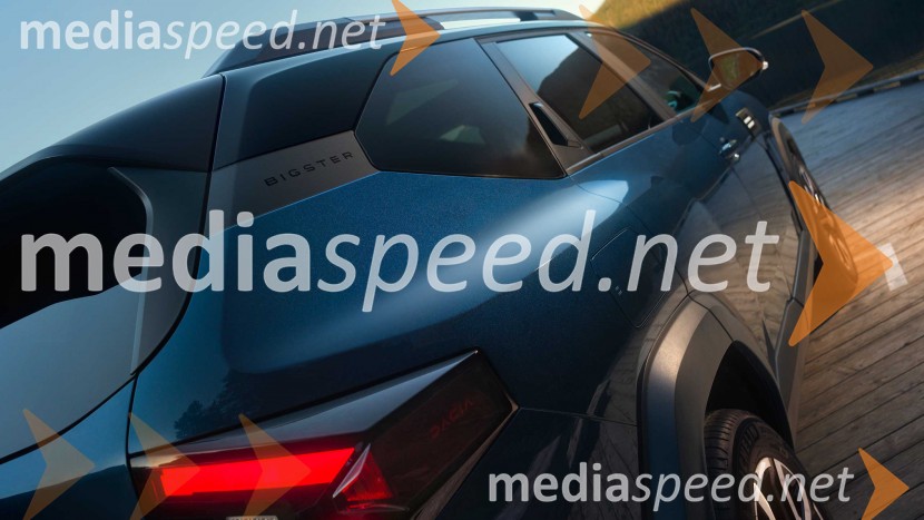 Dacia predstavlja povsem novega športnega terenca segmenta C, poimenovanega Bigster.