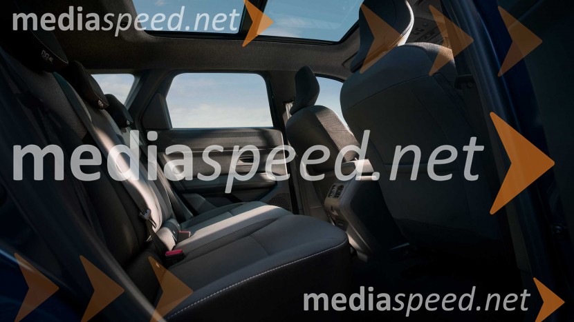 Dacia predstavlja povsem novega športnega terenca segmenta C, poimenovanega Bigster.