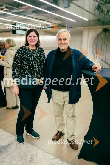  Teja Pelko, novinarka;  Niko Goršič, dramaturg in gledališki kritikComedie-Francaise s predstavo Hekuba, ne Hekuba na odru Cankarjevega doma