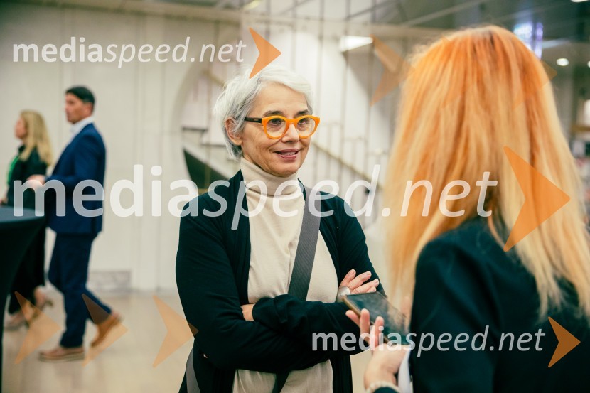  Alja Predan, selektorica, Teden slovenske drameComedie-Francaise s predstavo Hekuba, ne Hekuba na odru Cankarjevega doma