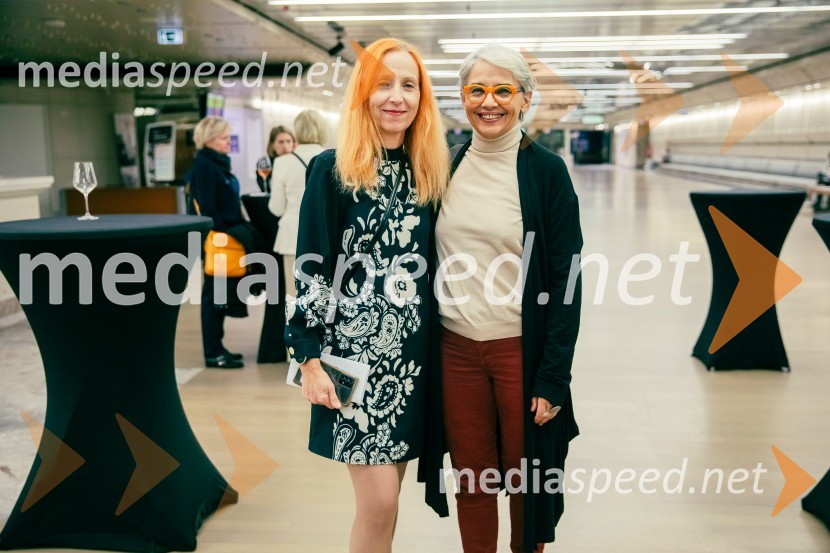  Zvezdana Lazar, Cankarjev dom;  Alja Predan, selektorica, Teden slovenske drameComedie-Francaise s predstavo Hekuba, ne Hekuba na odru Cankarjevega doma