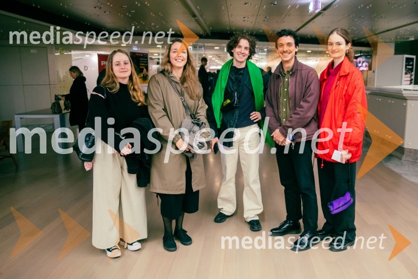 Comedie-Francaise s predstavo Hekuba, ne Hekuba na odru Cankarjevega doma