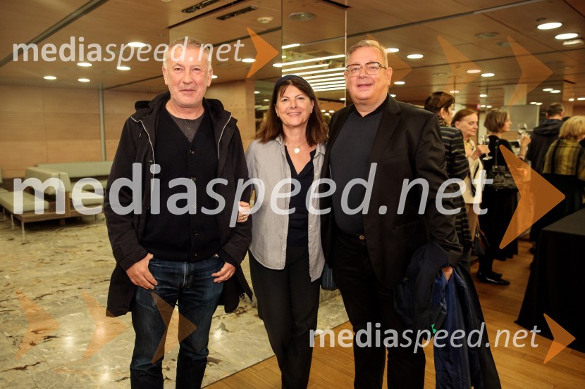  Ivica Buljan, režiser;  ... ;  Robert Waltl, direktor, Mini teaterComedie-Francaise s predstavo Hekuba, ne Hekuba na odru Cankarjevega doma