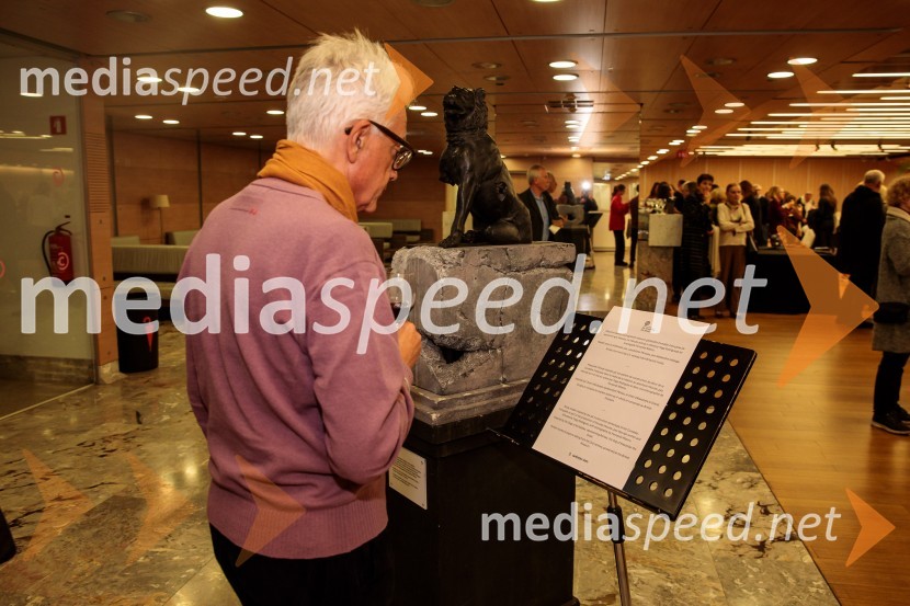 Comedie-Francaise s predstavo Hekuba, ne Hekuba na odru Cankarjevega doma