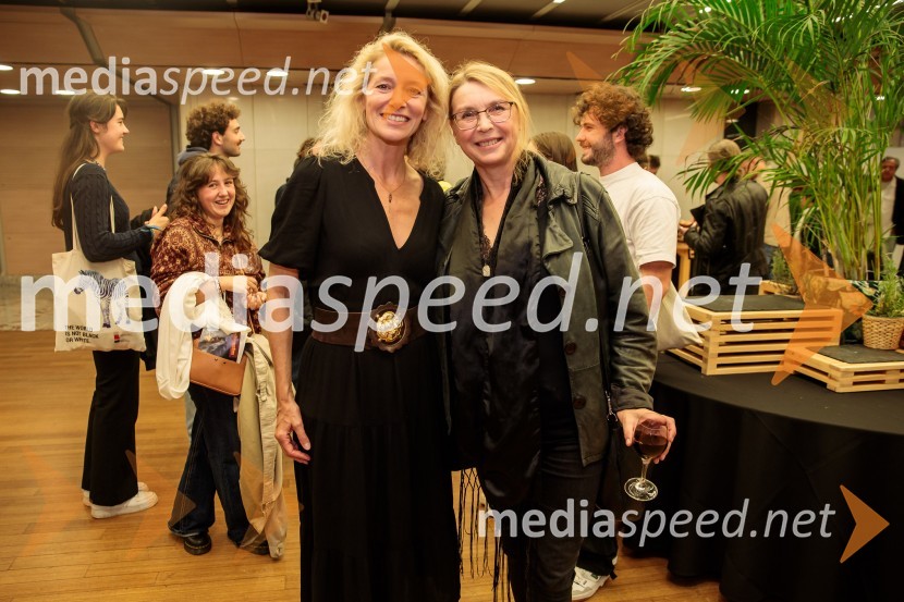  Elsa Lepoivre, igralka;  Darja Reichman, igralkaComedie-Francaise s predstavo Hekuba, ne Hekuba na odru Cankarjevega doma