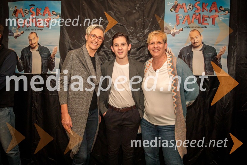  Lucija  Ćirović, stand up komičarka;  ... ;  ... Vid Valič z novo avtorsko komedijo Moška pamet