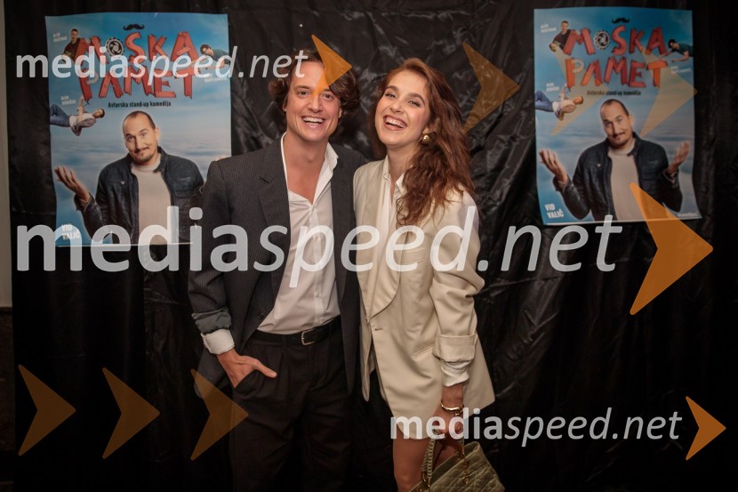  Domen Valič, igralec;  Ana Ribič, igralkaVid Valič z novo avtorsko komedijo Moška pamet