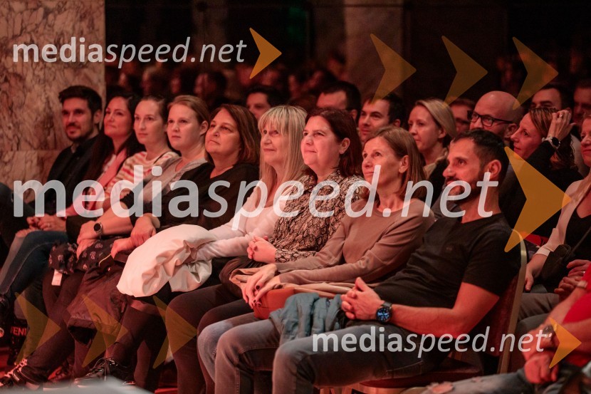  ... ;  ... ;  ... ;  ... ;  ... ;  Teja Pelko, novinarka;  ... ;  ... Vid Valič z novo avtorsko komedijo Moška pamet