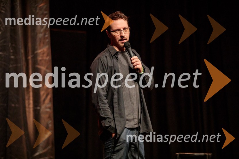  Alen Borišek, stand up komikVid Valič z novo avtorsko komedijo Moška pamet