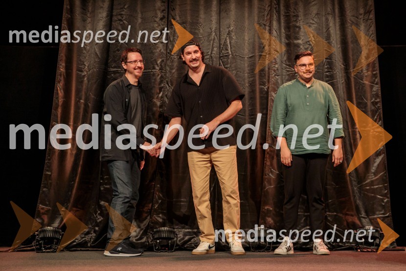  Alen Borišek, stand up komik;  Dino Kapetanovič, stand up komik;  Alen Mastnak, stand up komikVid Valič z novo avtorsko komedijo Moška pamet