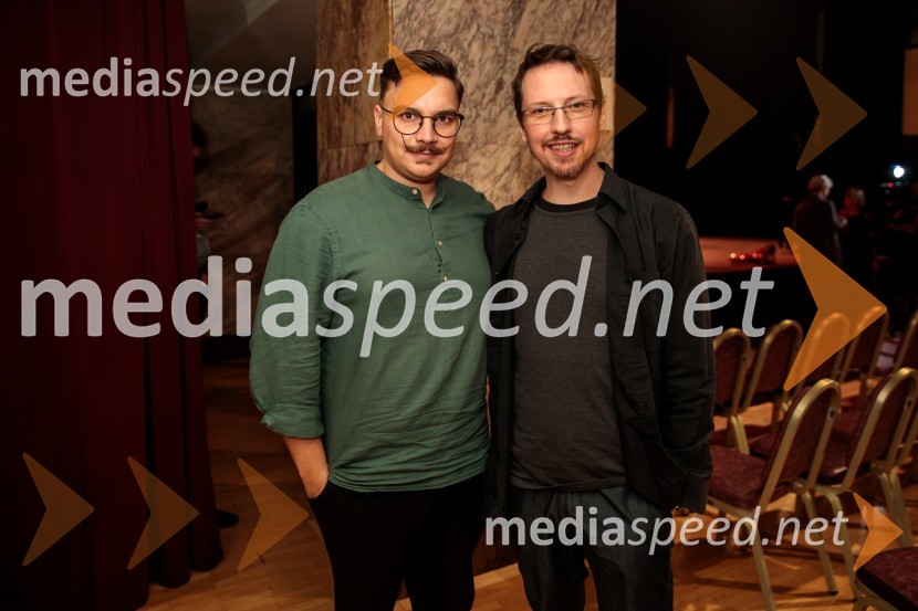  Alen Mastnak, stand up komik;  Alen Borišek, stand up komikVid Valič z novo avtorsko komedijo Moška pamet