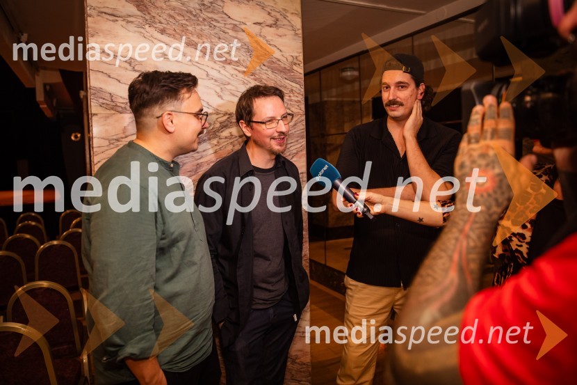  Alen Mastnak, stand up komik;  Alen Borišek, stand up komik;  Dino Kapetanovič, stand up komikVid Valič z novo avtorsko komedijo Moška pamet