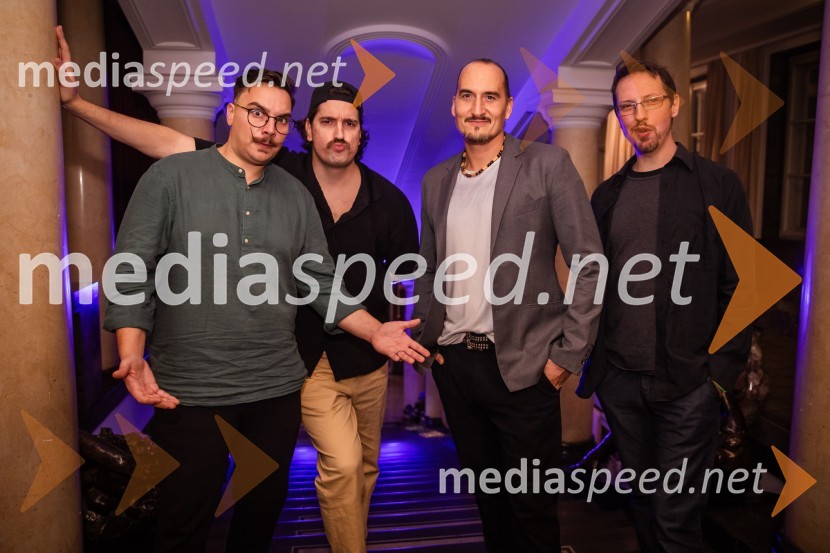  Alen Mastnak, stand up komik;  Dino Kapetanovič, stand up komik;  Vid  Valič, stand-up komik, voditelj;  Alen Borišek, stand up komikVid Valič z novo avtorsko komedijo Moška pamet