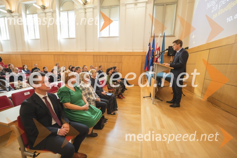 prof. dr. Zdravko Kačič, rektor Univerze v MariboruPodelitev Nagrade Univerze v Mariboru za pedagoško odličnost za študijsko leto 2023/2024