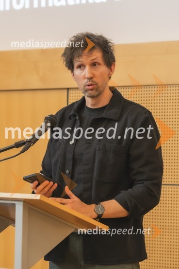 dr. Sašo Karakatič, Fakulteta za elektrotehniko, računalništvo in informatiko, Univerza v MariboruPodelitev Nagrade Univerze v Mariboru za pedagoško odličnost za študijsko leto 2023/2024