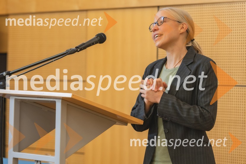  Eva Veler, biologinjaPodelitev Nagrade Univerze v Mariboru za pedagoško odličnost za študijsko leto 2023/2024