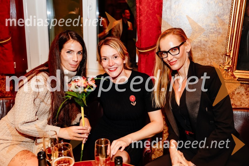  ... ;  Tina Gunzek, igralka;  ... Premiera Woyzeck v Prešernovem gledališču Kranj