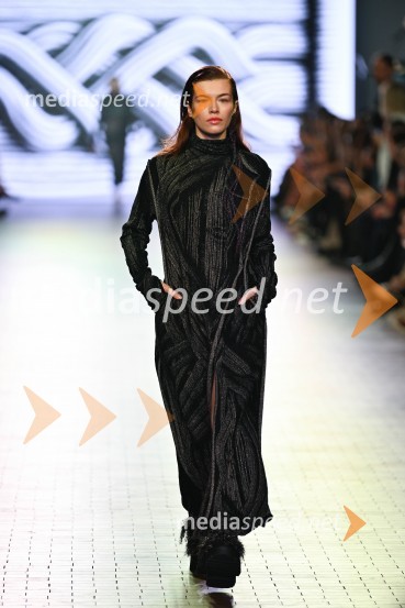  Karo Drake, manekenkaLjubljana Fashion Week 2024, modne revije, četrti dan