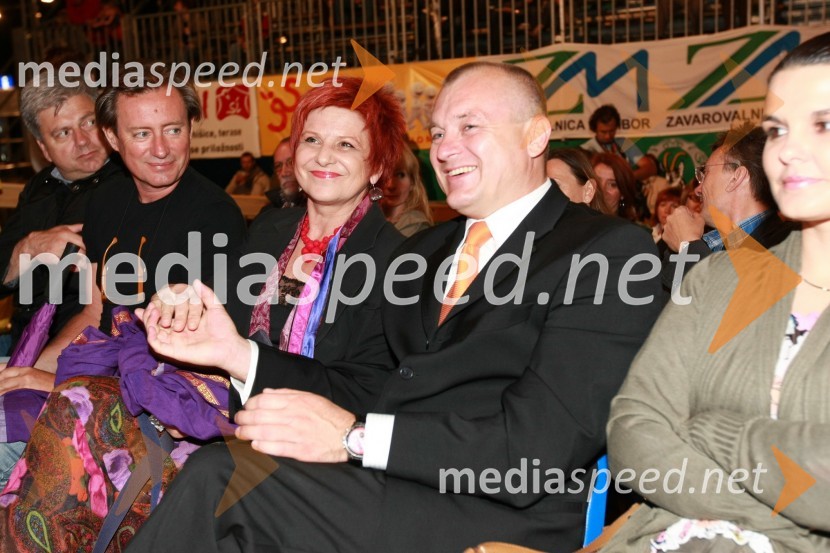Andrej Verlič, podžupan Mestne občine Maribor, Vladimir Rukavina Gogo, direktor Narodnega doma Maribor ter direktor Festivala Lent, Majda Širca, ministrica za kulturo, Franc Kangler, župan Mestne občine Maribor in njegova soproga Tanja17. Festival Lent 2009, otvoritveni vikend