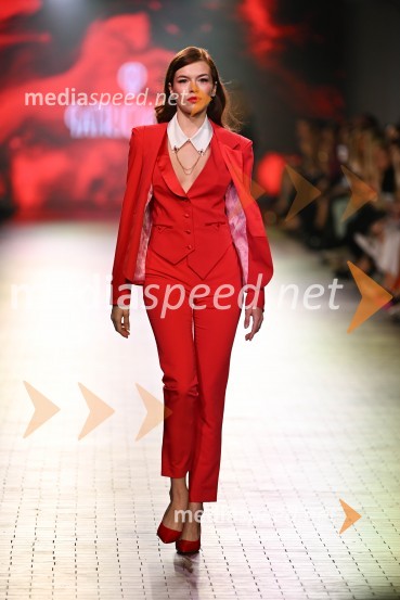  Karo Drake, manekenkaLjubljana Fashion Week 2024, modne revije, četrti dan