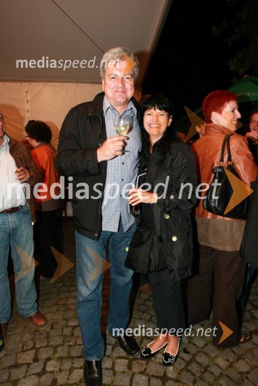 Andrej Verlič, podžupan Mestne občine Maribor in mag. Helena Cvikl, direktorica Višje strokovne šole za gostinstvo in turizem v Mariboru17. Festival Lent 2009, otvoritveni vikend