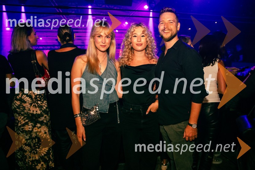  Melani Mekicar, radijska in televizijska voditeljica;  Ana  Teržan, Anabel pevka;  Alen Podlesnik, moderator, novinar POP TVRock Radio praznoval 10 let čistega rocka