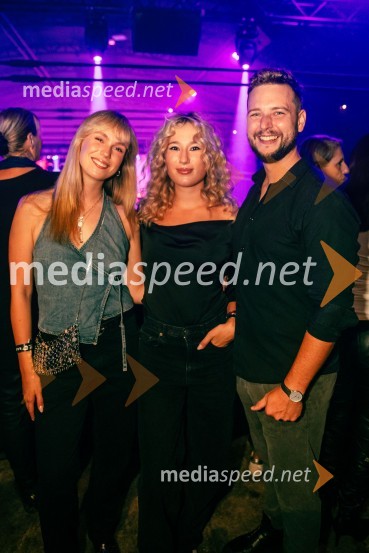  Melani Mekicar, radijska in televizijska voditeljica;  Ana  Teržan, Anabel pevka;  Alen Podlesnik, moderator, novinar POP TVRock Radio praznoval 10 let čistega rocka