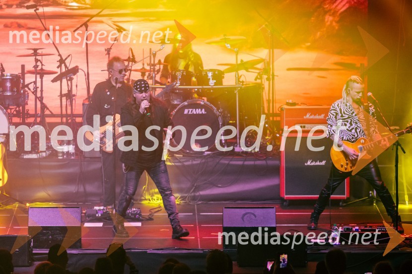  ... ;  ... ;  Tadej  Košir, glasbenikRock Radio praznoval 10 let čistega rocka