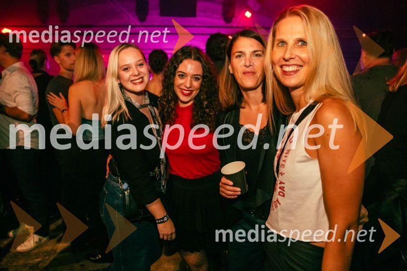  ... ;  ... ;  Romana Repolusk Ramljak, Pivovarna Laško Union;  ... Rock Radio praznoval 10 let čistega rocka