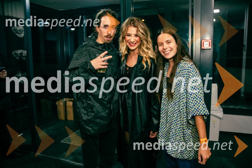  ... ;  ... ;  Manca  Trampuš, skupina Koala VoiceRock Radio praznoval 10 let čistega rocka