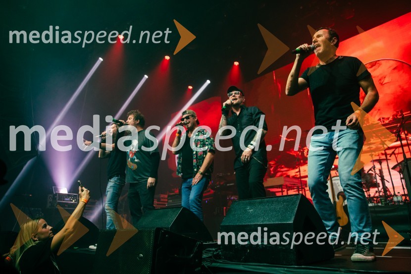  Borut Marolt, pevec, skupina Niet;  Tomislav  Jovanović - Tokac, pevec skupine Dan D;  Grega Skočir, pevec, Big Foot Mama;  Tomi Meglič, glasbenik, pevec skupine Siddharta;  Jernej Dirnbek - Dimek, skupina MI2Rock Radio praznoval 10 let čistega rocka