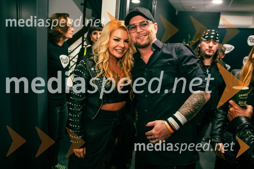  Neža Buh-Neisha, glasbenica;  Tomi Meglič, glasbenik, pevec skupine SiddhartaRock Radio praznoval 10 let čistega rocka