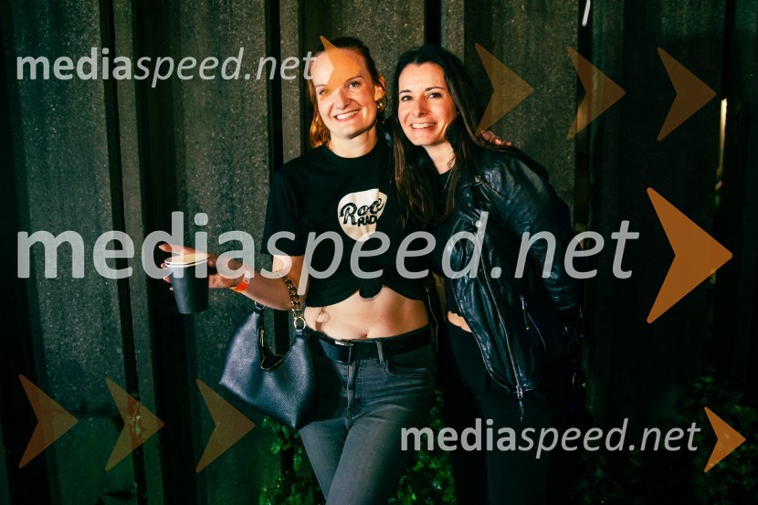  ... ;  Jana Morelj, radijska in TV voditeljicaRock Radio praznoval 10 let čistega rocka