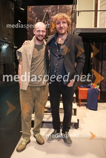  Jernej Gašperin, igralec;  Matej   Puc, igralecPremiera drame Radost na velikem odru MGL