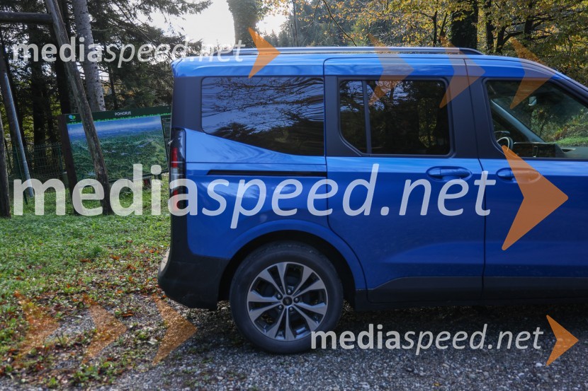 FORD TOURNEO COURIER 1.0