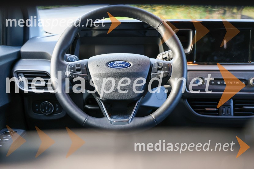 FORD TOURNEO COURIER 1.0