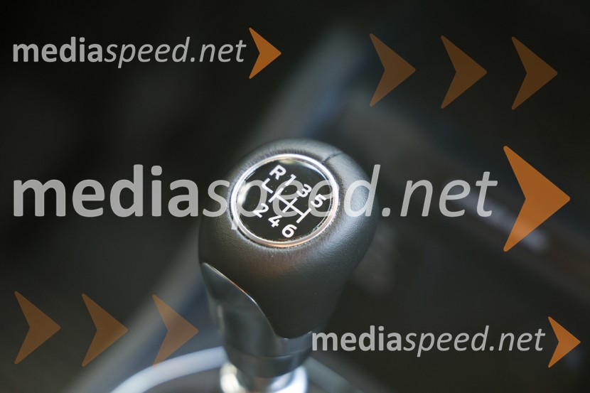 FORD TOURNEO COURIER 1.0