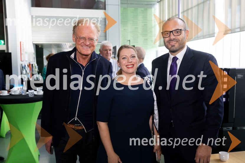  Janez  Škrabec, direktor Riko d.o.o.;  ... ;  Slobodan  Šešum, generalni direktor, Direktorat za gospodarsko in javno diplomacijoGospodarska diplomacija - trenutni položaj in prihodnji razvoj v regiji EU