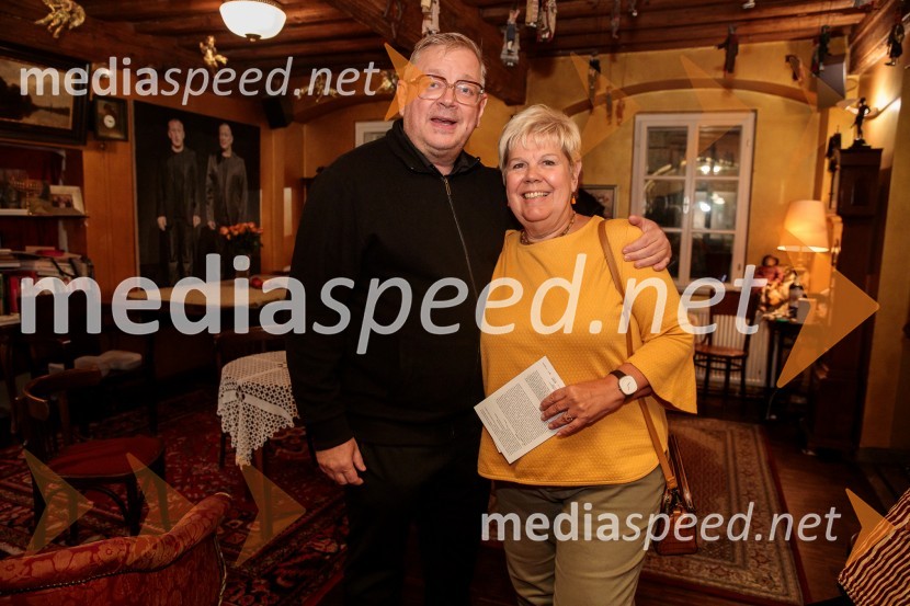  Robert Waltl, direktor, Mini teater;  Irena  Butoln, germanistkaBalada o trobenti in oblaku, premiera v Mini teatru