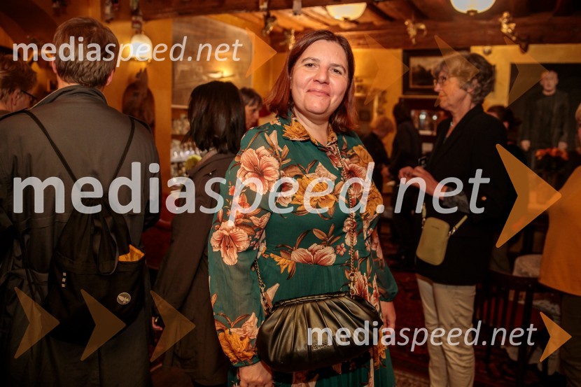  Teja Pelko, novinarkaBalada o trobenti in oblaku, premiera v Mini teatru