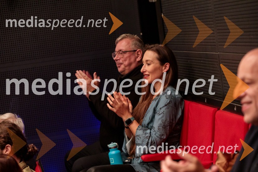  Robert Waltl, direktor, Mini teater;  Gaja Višnar, igralkaBalada o trobenti in oblaku, premiera v Mini teatru