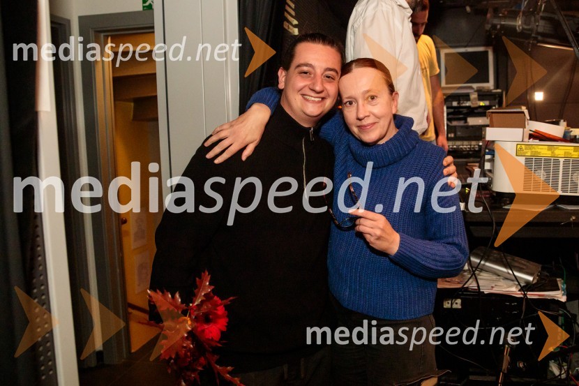  Domen Lušin, oblikovalec svetlobe;  Barbara Vidovič, igralkaBalada o trobenti in oblaku, premiera v Mini teatru