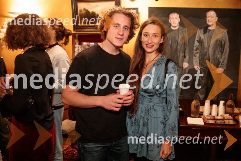  Luka Grbić, igralec;  Gaja Višnar, igralkaBalada o trobenti in oblaku, premiera v Mini teatru