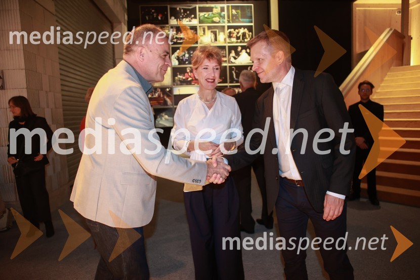  ... ;  Vesna Jurca Tadel, ravnateljica SNG Drama Ljubljana;  Luka Nabergoj, pomočnik ravnateljice SNG Drama LjubljanaOtroci sonca, premiera v SNG Drama Ljubljana