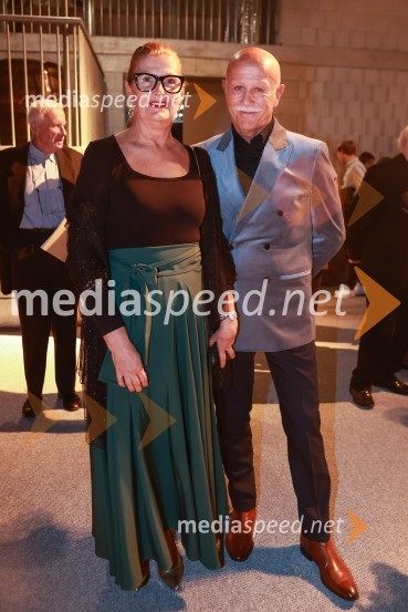  Polona  Praprotnik;  Frane Praprotnik, podjetnikOtroci sonca, premiera v SNG Drama Ljubljana