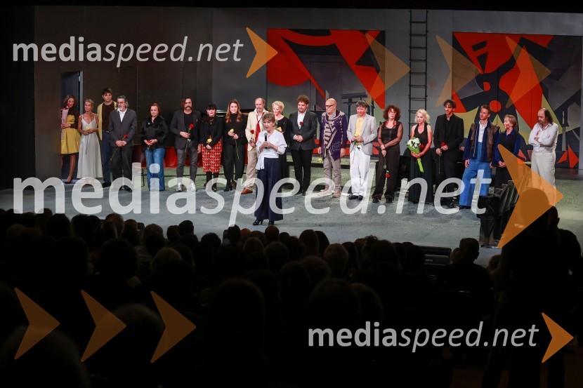  Vesna Jurca Tadel, ravnateljica SNG Drama LjubljanaOtroci sonca, premiera v SNG Drama Ljubljana