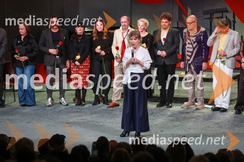  Vesna Jurca Tadel, ravnateljica SNG Drama LjubljanaOtroci sonca, premiera v SNG Drama Ljubljana